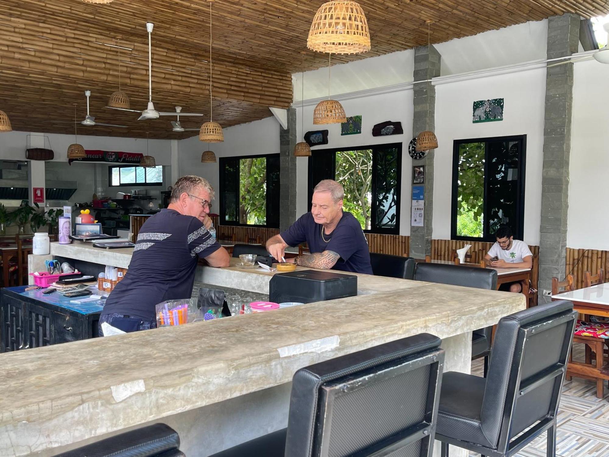 Lotus Bleu Resort & Restaurant Rawai Екстериор снимка